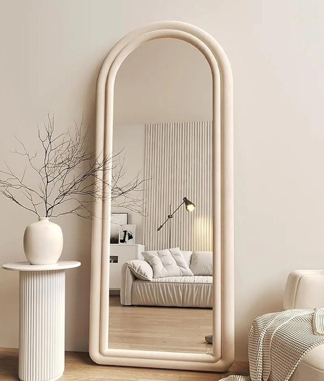 Pine tufted mirror mirror