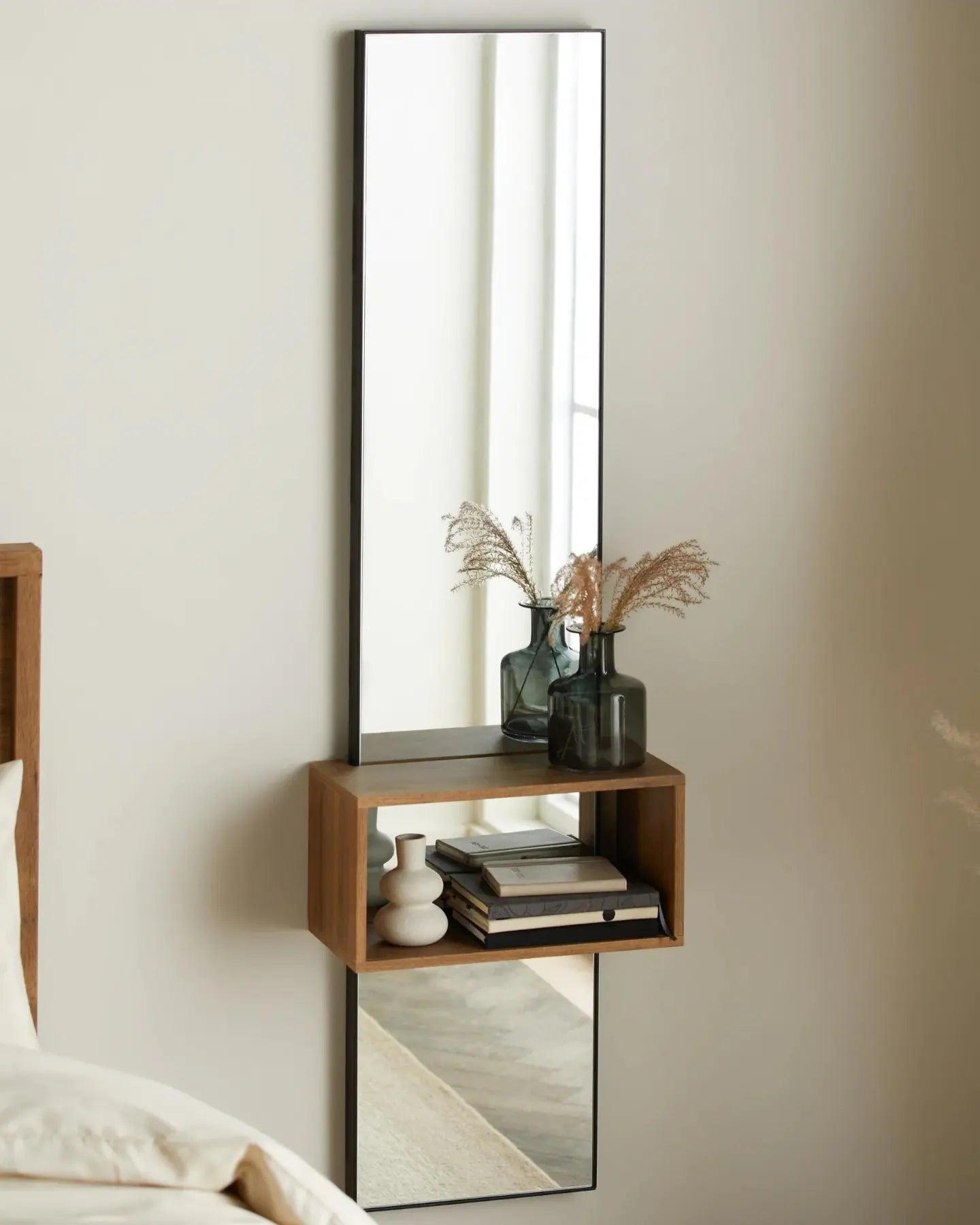 Bedside mirror mirror
