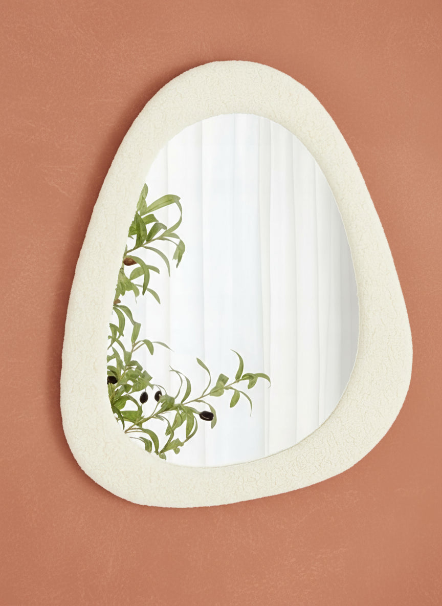 Lexuria boucle mirror mirror