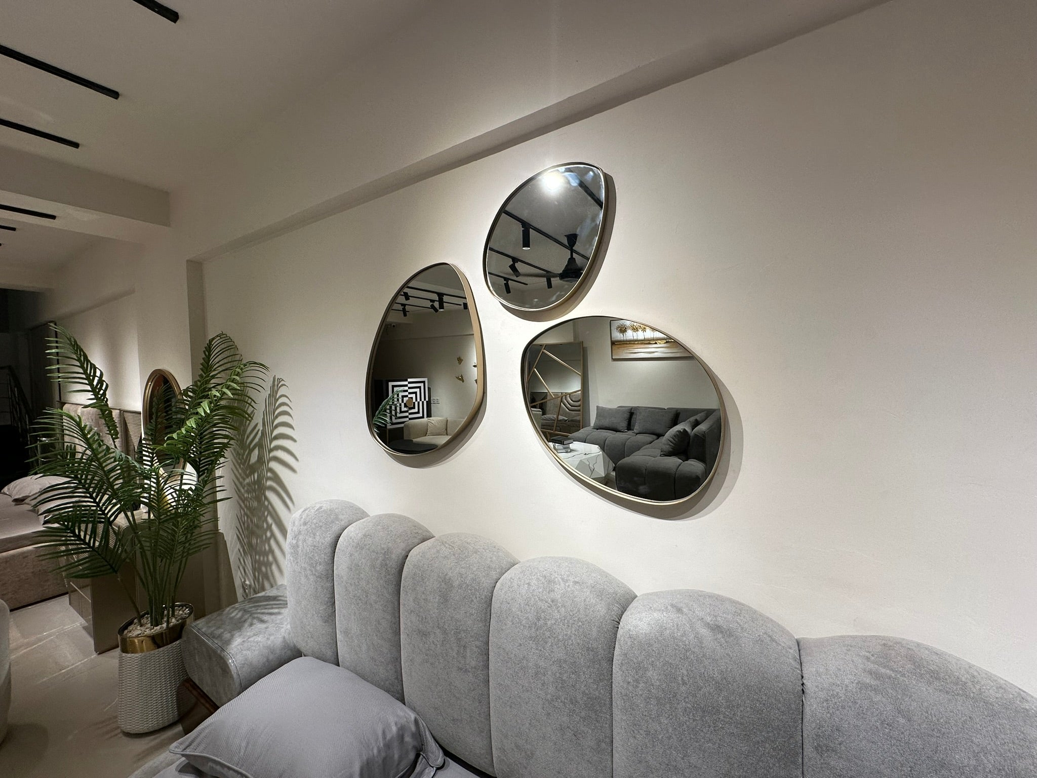 Luxury organic shaped wall mirror set for bedroom and hallway decoration