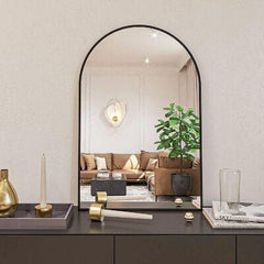 Umaima mirror