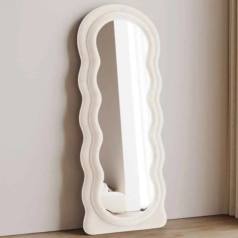 Wavy tufted hanging & standing mirror Zamahomestores