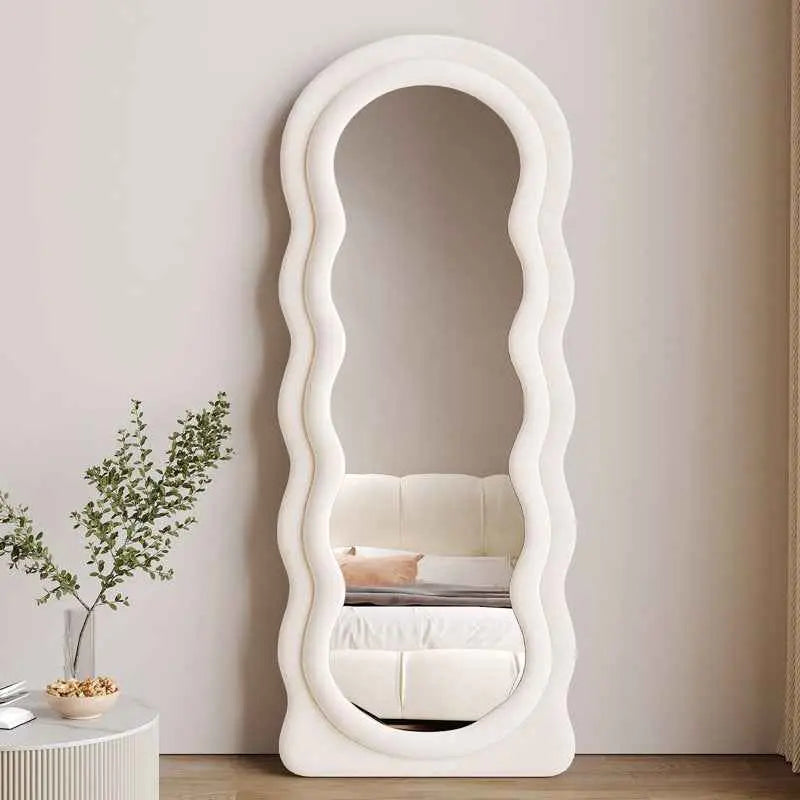 Wavy tufted hanging & standing mirror Zamahomestores